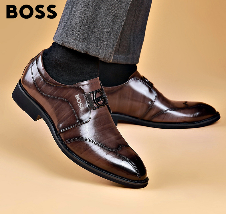 BOSS® bőrcipő hímzett orrral