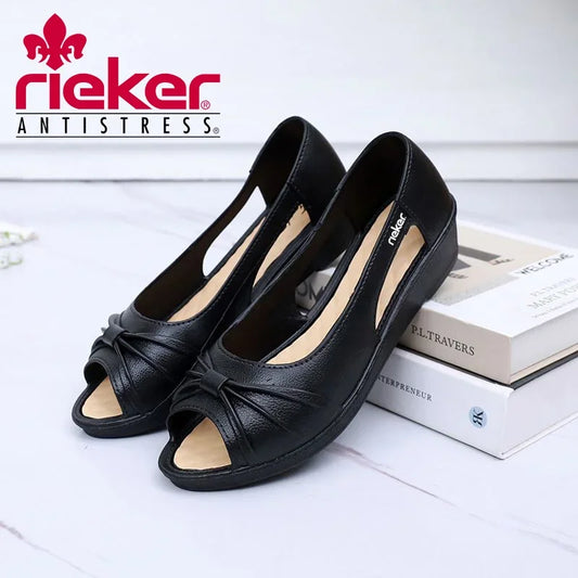 A Rieker legújabb stílusos és kényelmes bőrszandálja