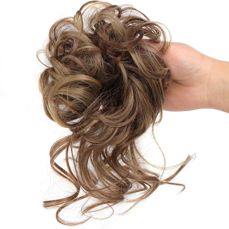 Scrunchie hosszabbítók rendetlen göndör kontyban