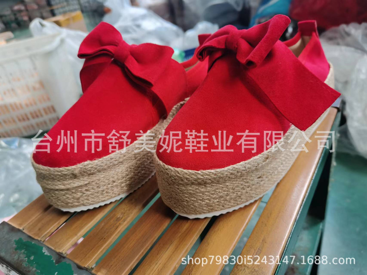 Ék fix lábbal Női európai és amerikai kerek orrú cipő